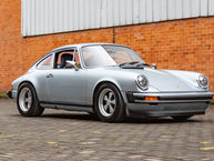 Drive Straat - 1974 Porsche 911 SC Polar Silver 9114103164 - Finished - Outdoors
